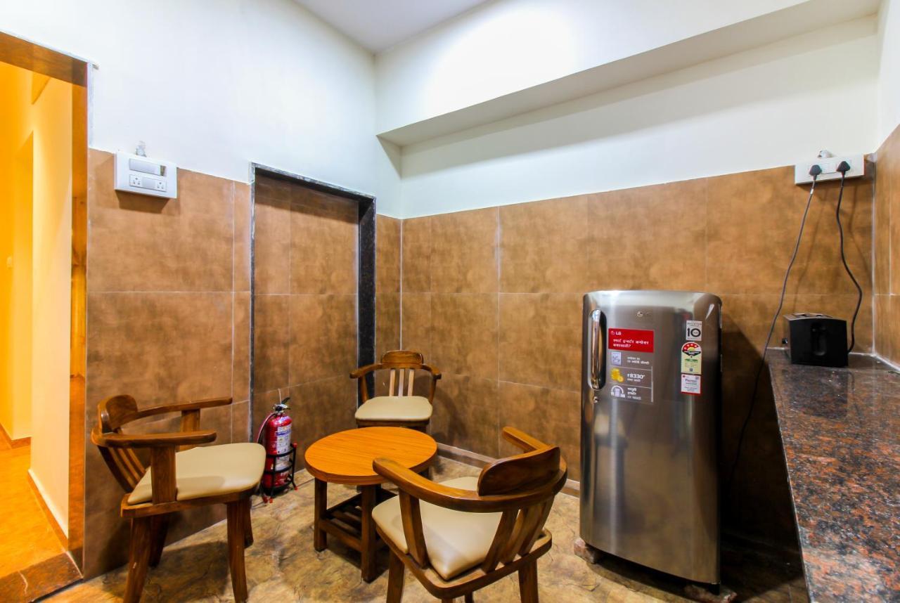Hygeinic Airport Dormitory Near By Bom Pansiyon Mumbai Dış mekan fotoğraf